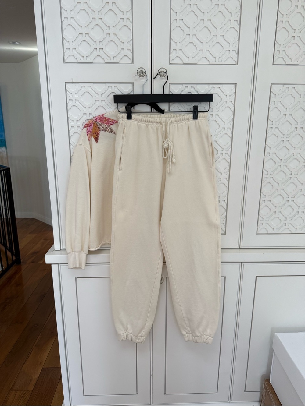 XIRENA Cream Embroidered Shoulder Star Sweatsuit - Picture 4 of 7